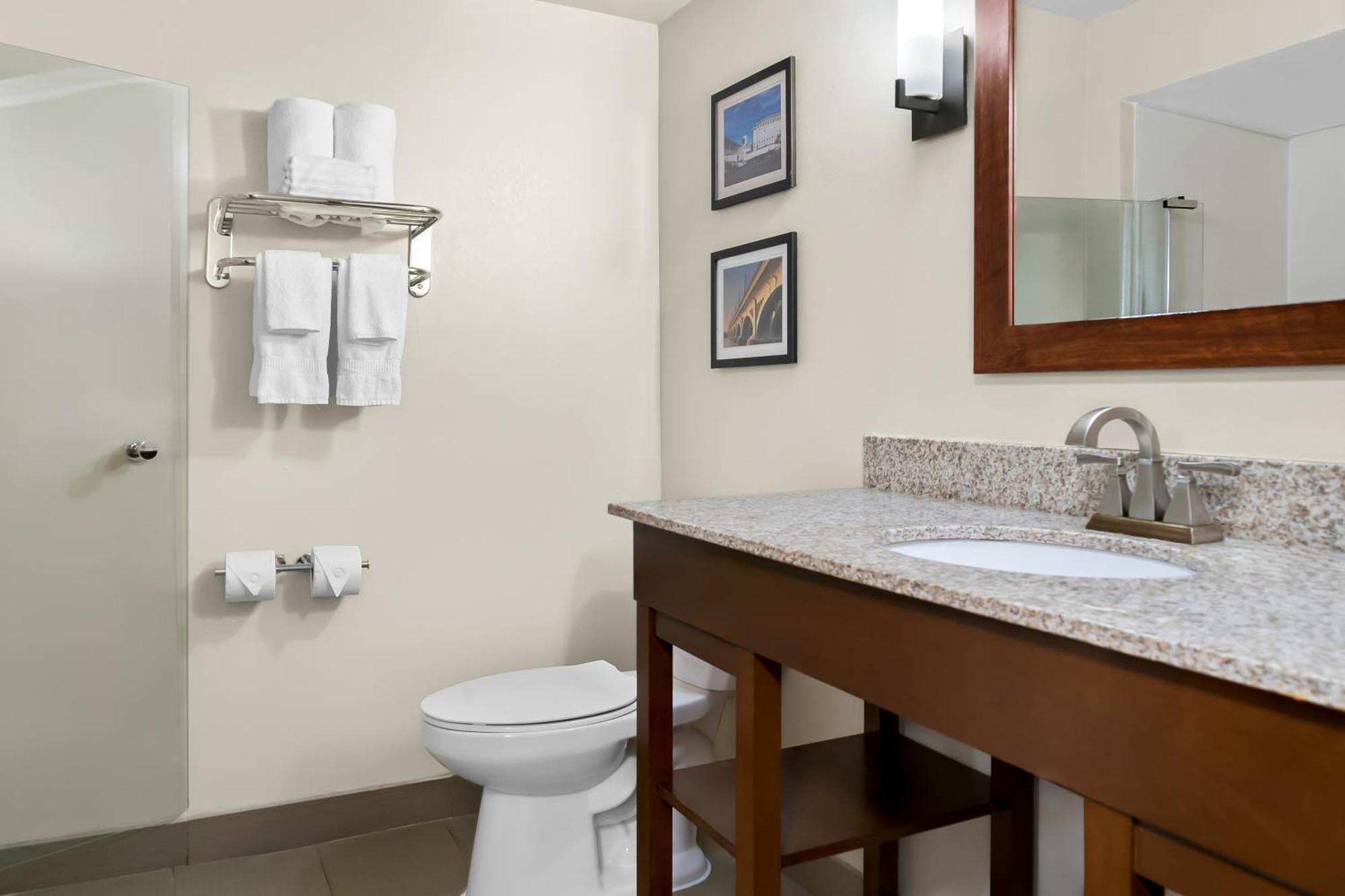 Comfort Inn & Suites Тейлор Экстерьер фото